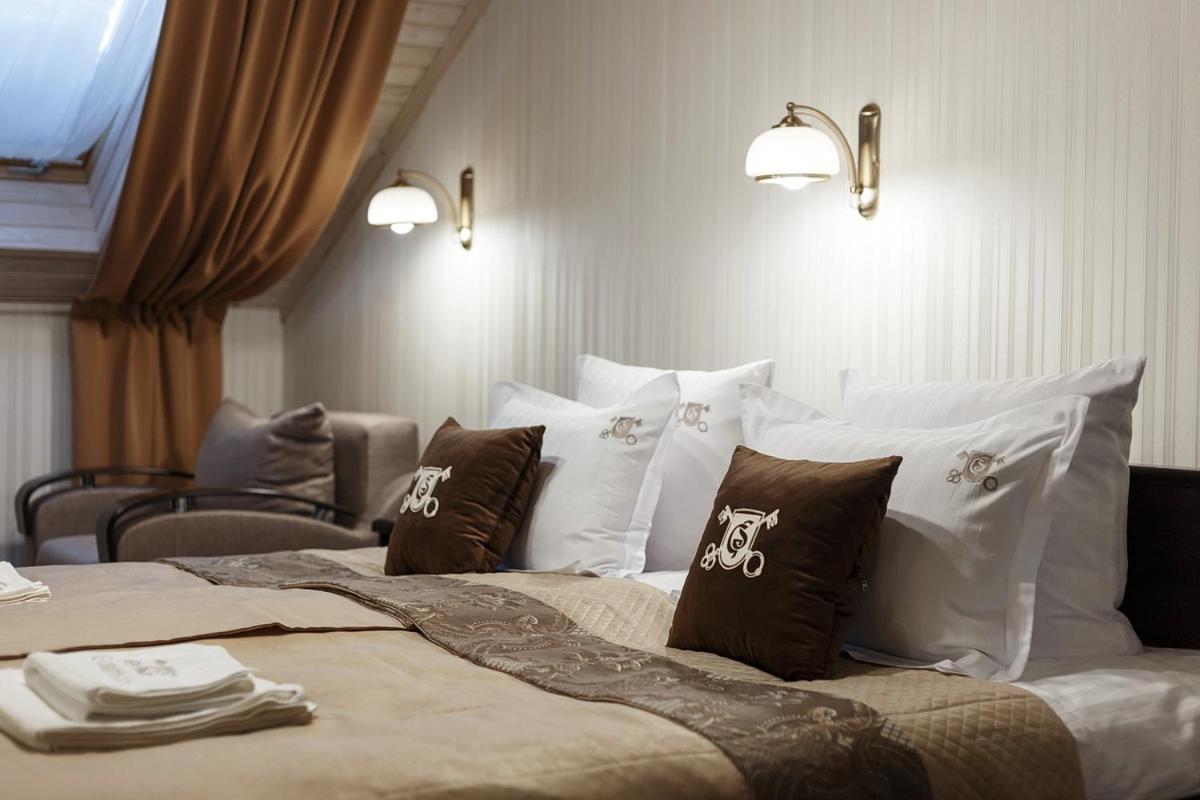 Otel & Bukovel